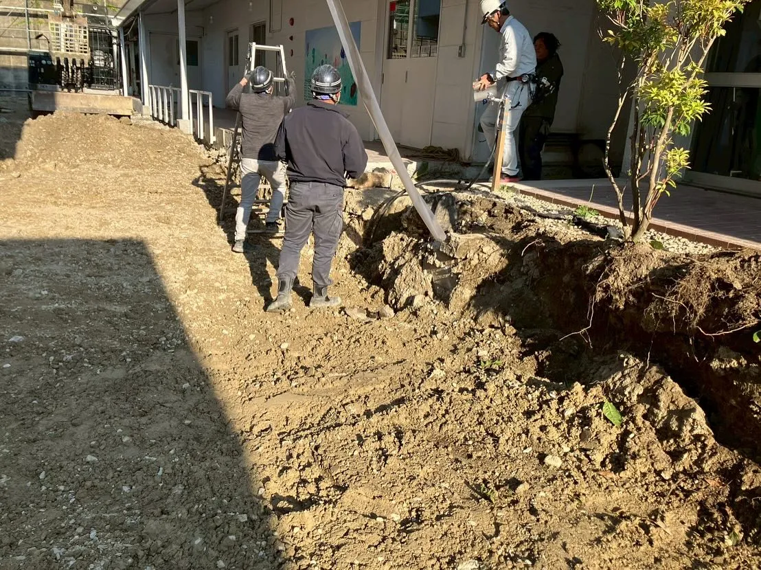 ＼また出てきた…⁉埋設物のその奥に／