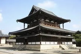 和式から洋式へのトイレ改修。奈良県法隆寺iセンターでのコア抜き・内装解体事例｜お得意様への特別対応